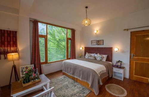 Aleo Hotel | kampreyan heights
