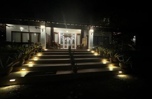 Sukadana Hotel | Kampung Kecil Beach Front Boutique Hotel