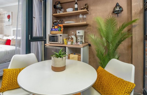 Harare Apartamento | Kamuzi Exquisite Tiny Home Near Airport - 2217