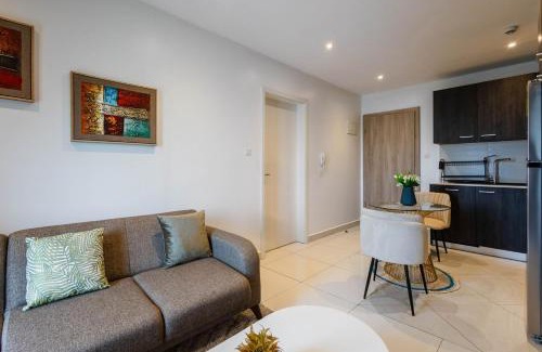 Bono East Region Apartamento | Kancha Homes Modern Luxury Stay Loxhood House