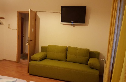 Kaiserslautern Hotel | Kansakar Hotel
