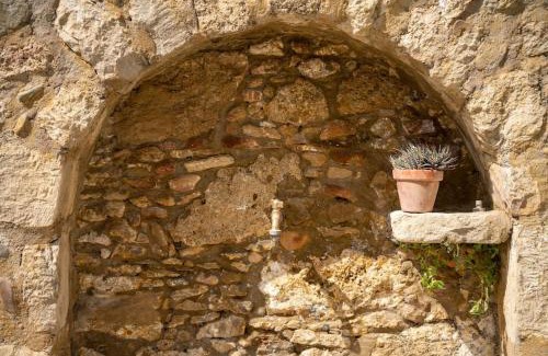 Malathyros Casa | Kantoni traditional house