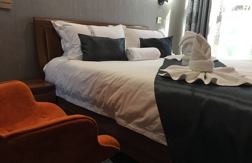 Palapye Cama Y Desayuno | Kanyi Guest House