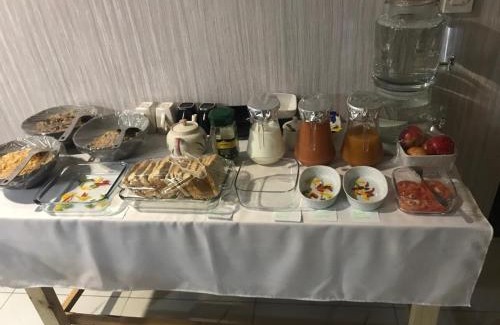 Palapye Cama Y Desayuno | Kanyi GuestHouse