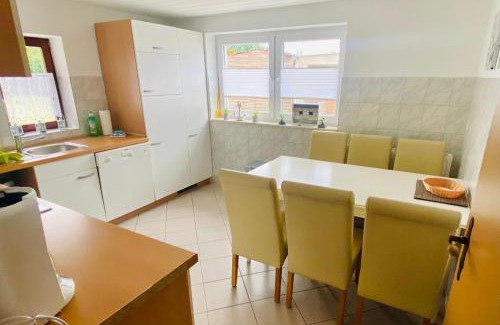Graal Mueritz Casa | KAPITÄNS HUS 1 - Sauna, großer Garten, 400m zum Strand