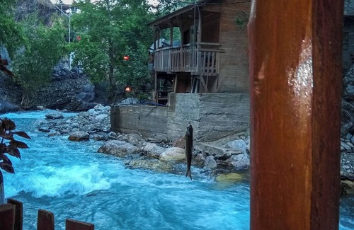 Kapuzbasi Chalet De Esquí | Kapuzbaşı Baştürk Tesisi