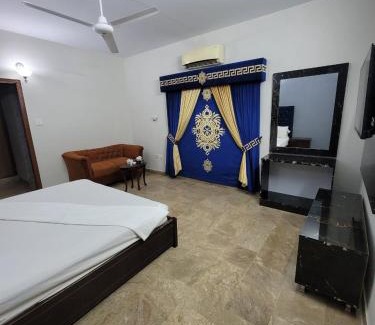 Clifton Casa | Karachi Family Guest House