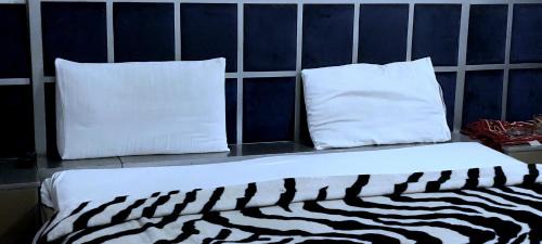 Gulshan-E-Jamal Casa | Karachi Guest House