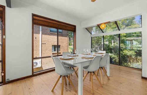 Vincentia Casa | Karalee by Experience Jervis Bay