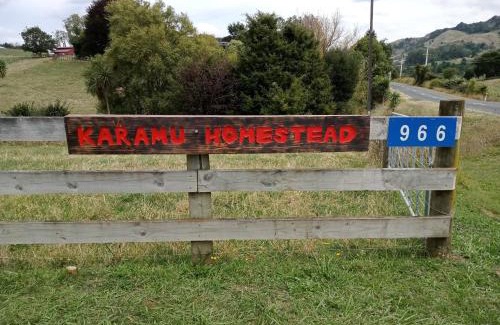 Te Pahu Cama Y Desayuno | Karamu Homestead