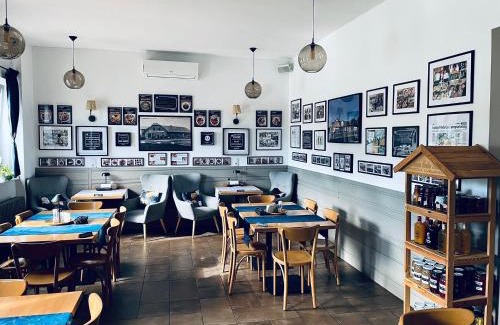 gmina Pawonkow Cama Y Desayuno | KARCZMA-KOSZWICE