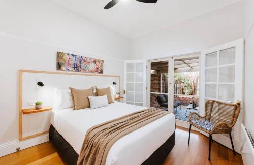 Central Mudgee Casa | 'Kareela & Kialla Cottages' Charming Family Getaway