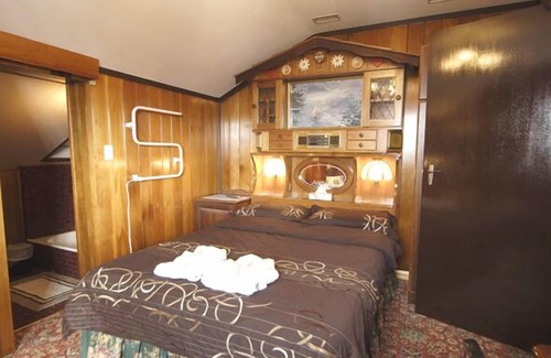 Falls Creek Cabina | Karelia Alpine Lodge
