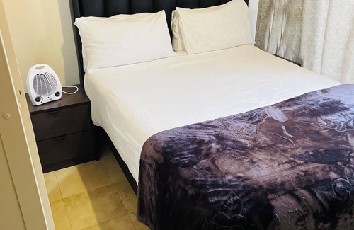 Kenilworth Casa | Karibu Guesthouse