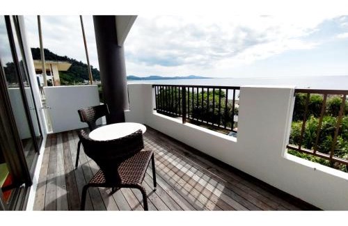 Agarie Apartamento | Kariyushi Condominium Resort Sea Side House