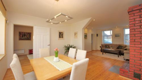 Parnu Apartamento | Karja Holiday Apartment
