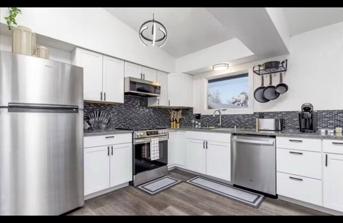 Fairview Apartamento | Karluk oasis. 2-bedroom 1 bath apartment in Anchorage