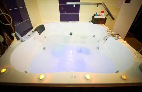 Bucharest City-Centre Apartamento | Karma Luxury Room