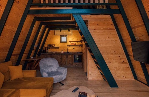 Sirinsulhiye Chalet De Esquí | KARMATTE BUNGALOW