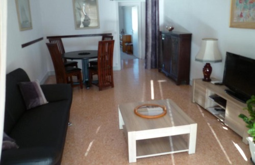 California - Pezou Apartamento | Karolina Properties - Val Maria
