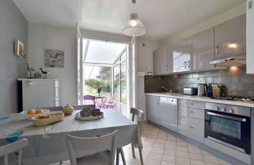 Saint-Coulomb Casa | Karome