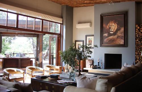 Maruleng Cabina | Karongwe - Becks Safari Lodge