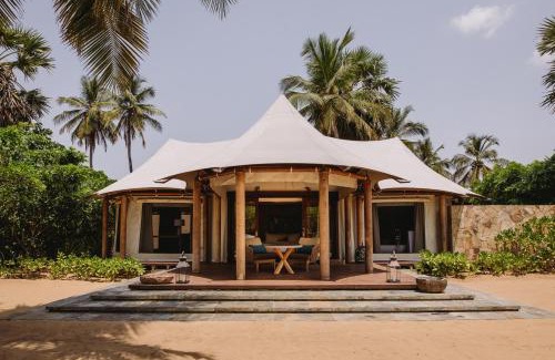 Kiran Complejo | Karpaha Sands