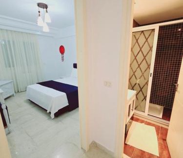 Mrezga Apartamento | Karray Home Appartement Salon 2 RDC avec Jardin