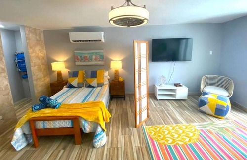 Condado Apartamento | Kasa Balcony View