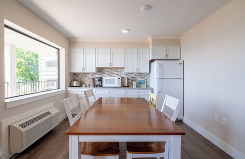 Traverse City Apartamento | Kasa Gold Coast Inn Traverse City