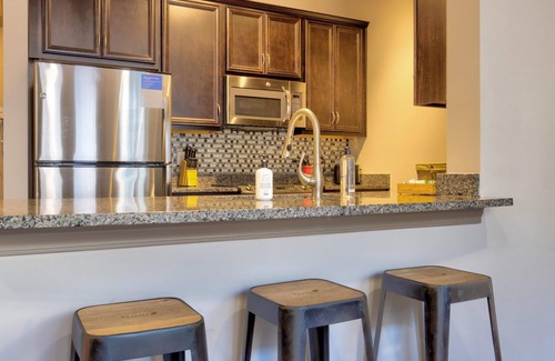 Central West End Apartamento | Kasa Homey 2 BD Fast Wifi St Louis
