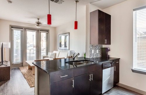 Dallas Apartamento | Kasa Love Field-Medical District Dallas
