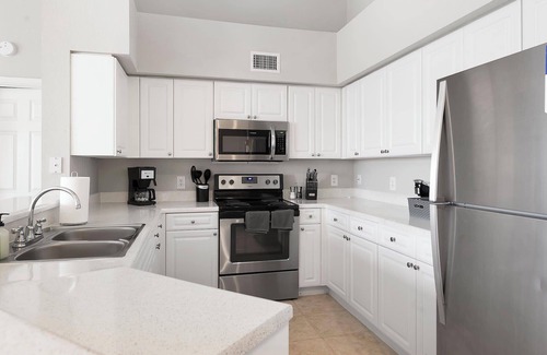 Wellington Apartamento | Kasa | Stylish 2BD + Private Balcony | Wellington