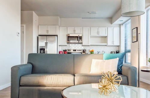Lowry Hill East Apartamento | Kasa | Welcoming 2 BD + Onsite Gym Access | Minneapolis