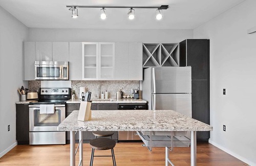 South Side Flats Apartamento | Kasa | Welcoming Space Near South Side Marina | Pittsburgh