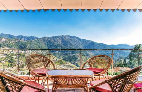 Dharampur Apartamento | Kasauli Edge Apt with Balcony