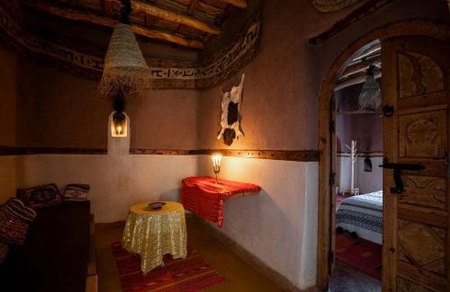 Ait Benhaddou Cama Y Desayuno | Kasbah Tebi