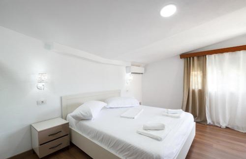 Gjirokaster Casa | Kashah Residence