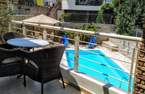 Asini Casa | KASSANDRA VILLA - HOUSE WITH VIEW & POOL
