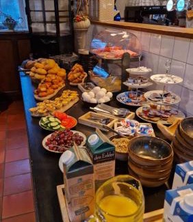 Haelen Cama Y Desayuno | Kasteel Aldenghoor
