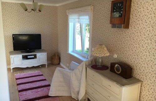 Lepiku Casa | Kasteinhof Guesthouse