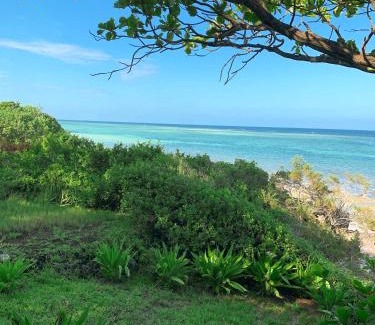 Diani Beach Casa | Kasuku Villa, Warandale Cottages