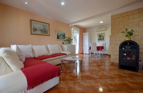 Kurili Casa | Kate House with private pool