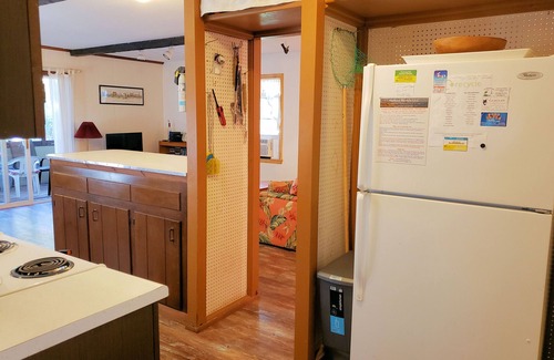 Piney Island Casa | Kate's Cottage - Nice location, large screened porch. NO LINENS & TOWELS