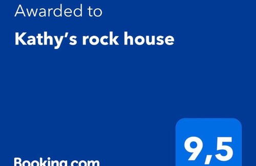 Leonidio Casa | Kathy’s rock house