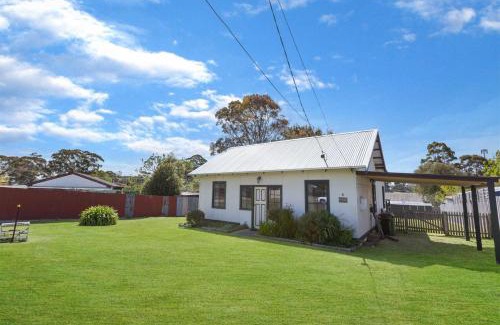 Paynesville Casa | Katisha Cottage