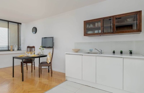 Katowice Apartamento | Katowicka 65 | Spacious Studio | Balcony