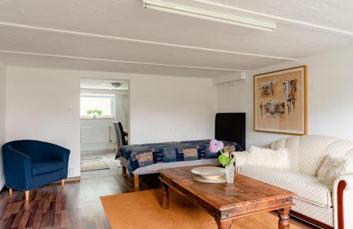 Rosengard Apartamento | Kattarp Cellar Free Parking & Private Entrance