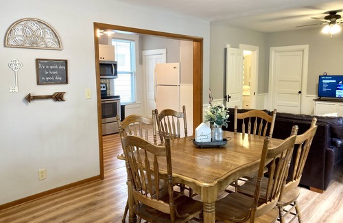 Boonville Casa | Katy Trail Pull Off