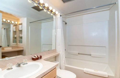 Hanamaulu Complejo | Kauai Beach Villas Resort 1 Bedroom with Pool